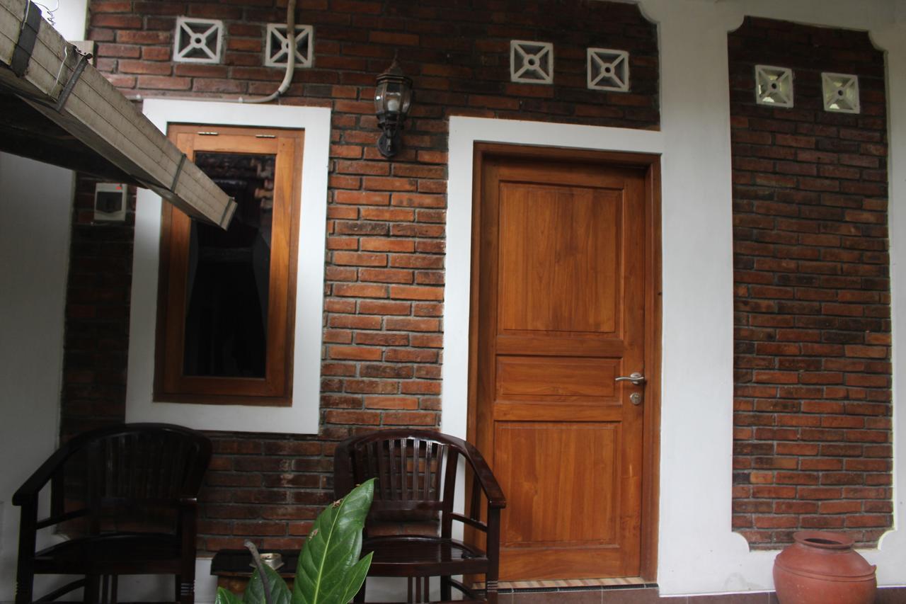 Rumah Pathuk Syariah Homestay Yogyakarta Exterior photo